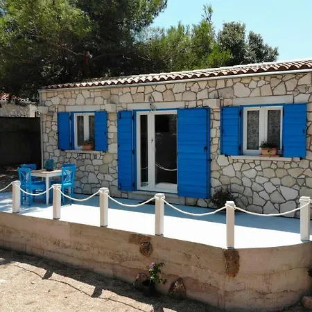Levantara אתר קמפינג