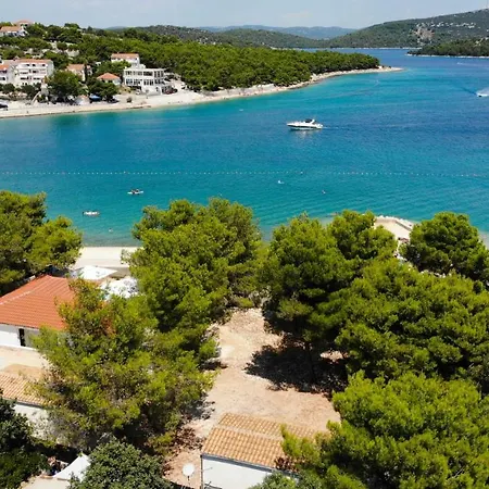 Levantara אתר קמפינג 2*