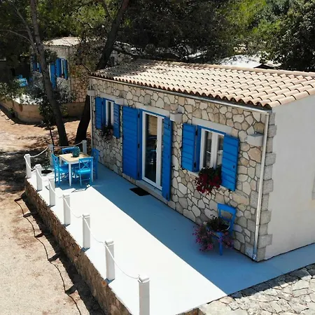 אתר קמפינג Levantara