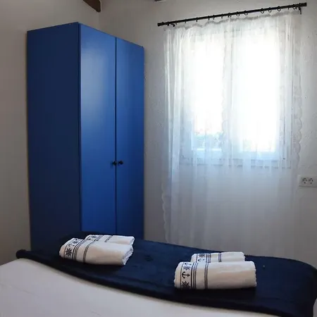 Levantara Kamp 2*